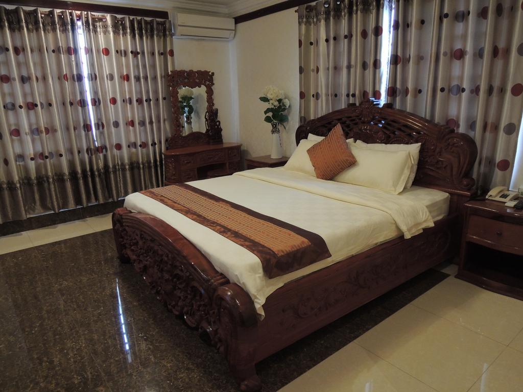 Hotel Ly Cheu Kratie Zimmer foto